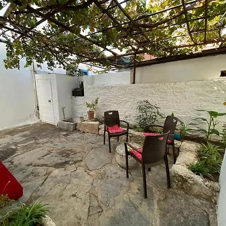 Holiday home Traditional By Metis *